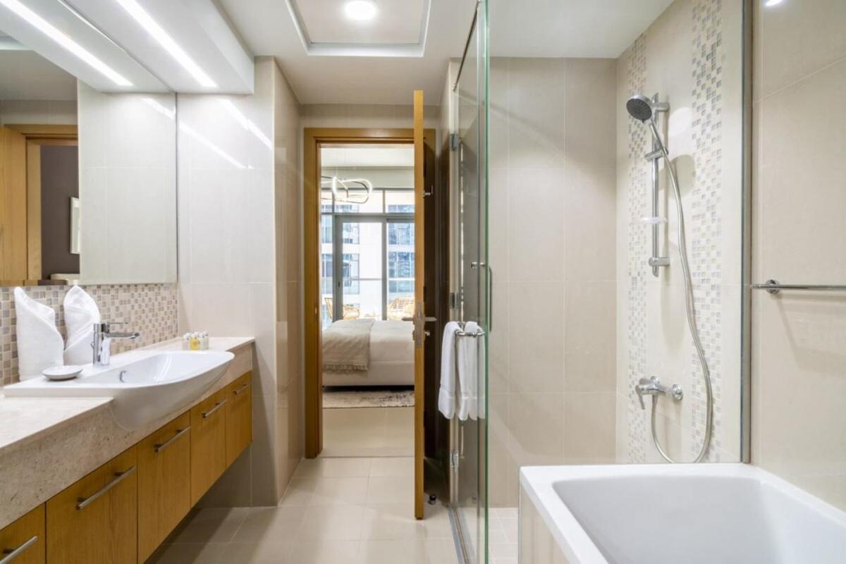 Silkhaus Design 1Bdr With Burj Khalifa View In New Tower Apartment Dubai Exterior photo